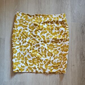 Loft Floral Yellow and White Women's Skirt